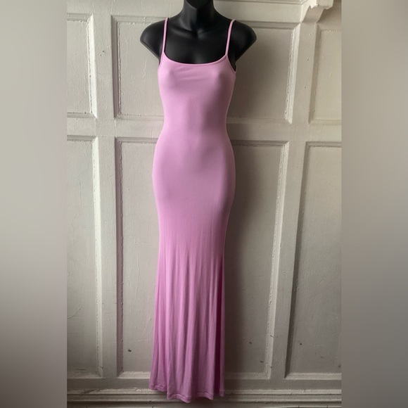 Skims Pink Soft Lounge Spaghetti Strap Bodycon Maxi Dress - Picture 2 of 10